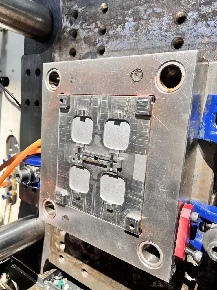 Automotive Parts Screw Plug Injection Mold