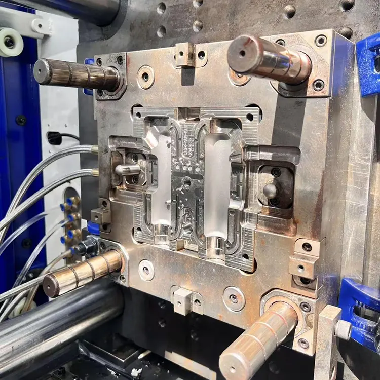 Injection Mold For The Main Body Of A Negative Ion Hair Dryer